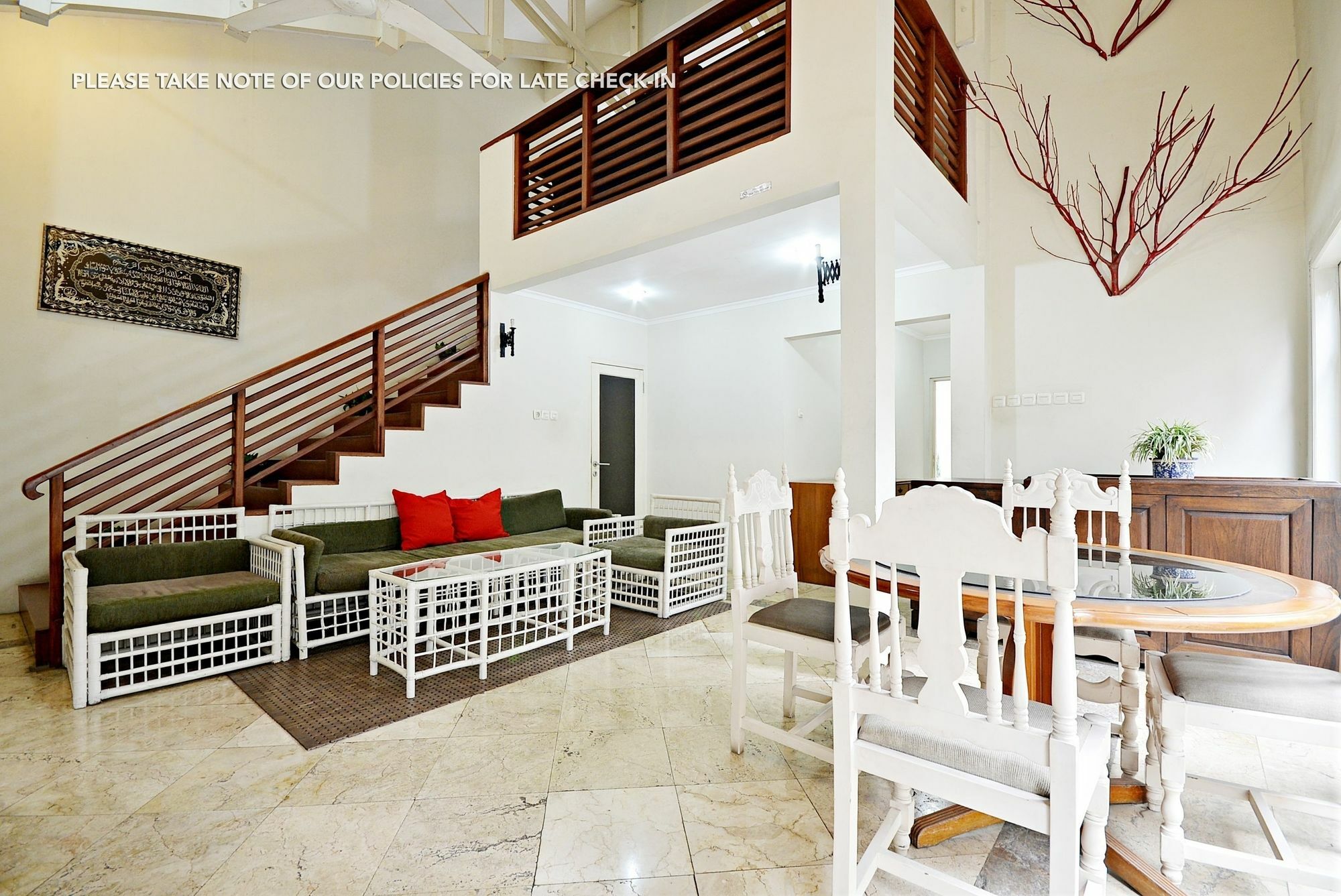 Zen Rooms Mampang Prapatan Jacarta Exterior foto